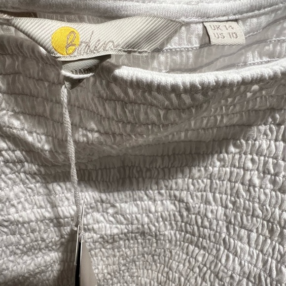 NWT Boden white peplum top - Picture 3 of 4